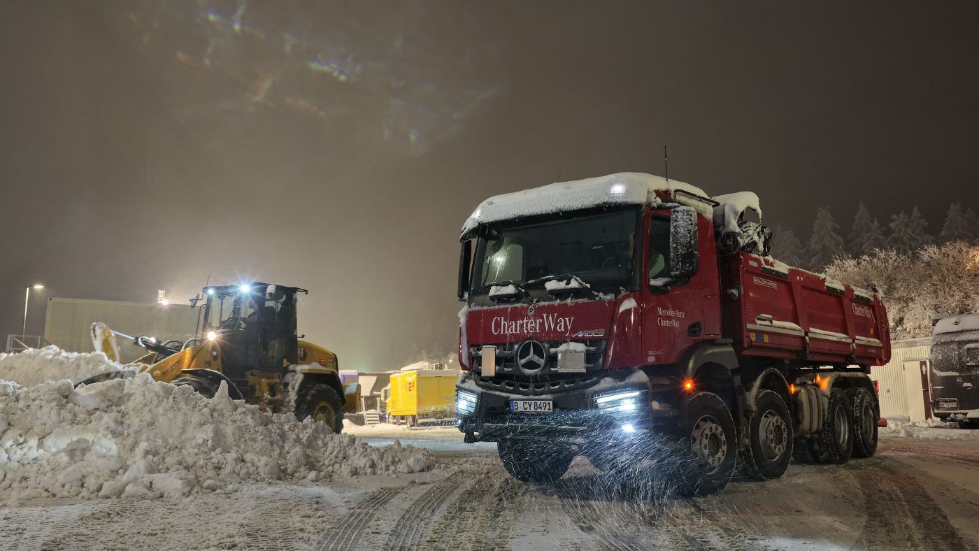 El Mercedes-Benz Arocs en Snow Operations en la Copa del Mundo de Biatlón 2026