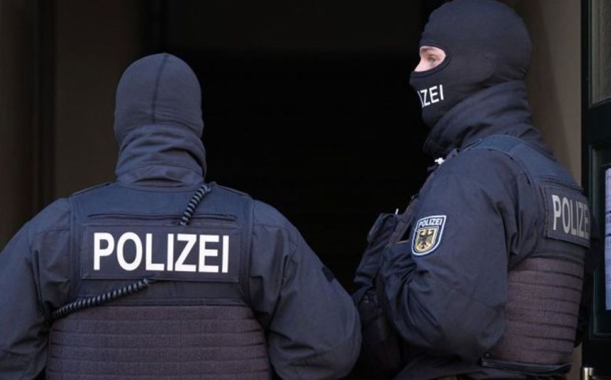 Roban a punta de pistola un camión en Alemania