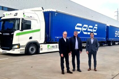 Sesé, Scania y ZEFES comienzan la primera prueba de duotráiler eléctrico en España