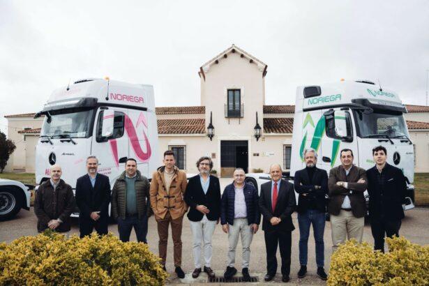 Transnoriega renueva su flota con 27 camiones Mercedes-Benz Actros 1853 LS GigaSpace ProCabin