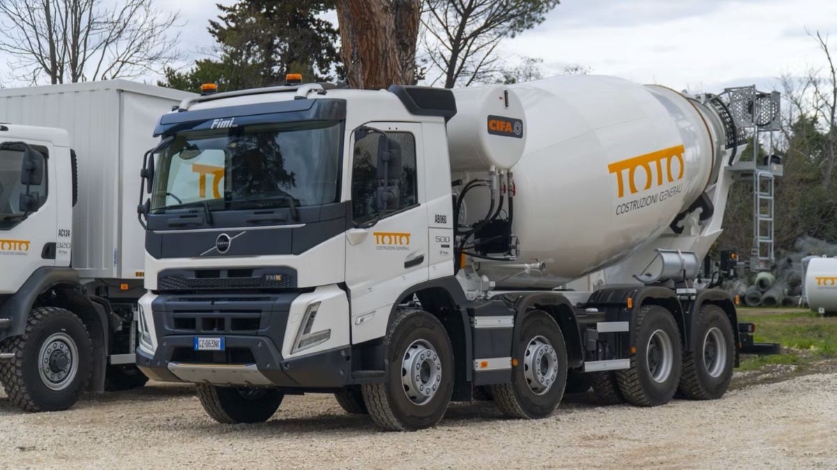 VOLVOITALIA52CAMIONES2