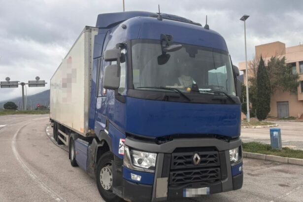 Multa de 47.011 euros a un camionero por 59 infracciones en el tacógrafo