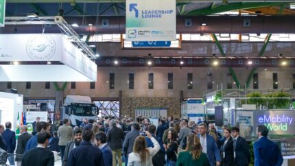 Europa avanza hacia camiones eléctricos en el transporte con una visión más verde para 2035