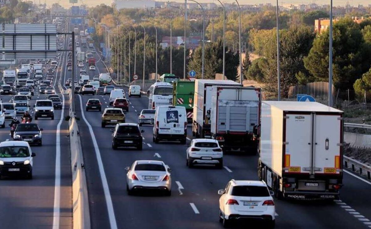 Costes, actividad y precio del transporte de mercancías por carretera hasta enero de 2026