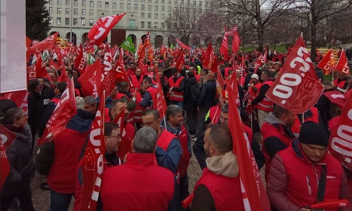Más de 5.000 conductores se movilizan en Madrid