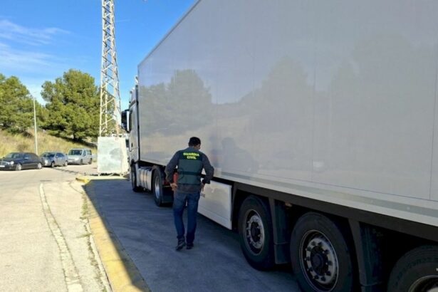 Detenido por robar un semirremolque estacionado en un aparcamiento de Xeraco, Valencia