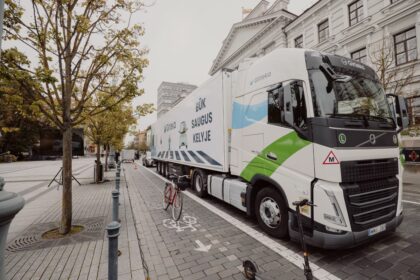 Girteka continúa su campaña “Sea seguro en la carretera” para fortalecer la conciencia sobre seguridad vial