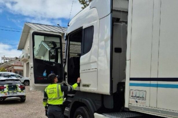 Interceptado un camionero en la N-112 que quintuplicaba la tasa de alcohol