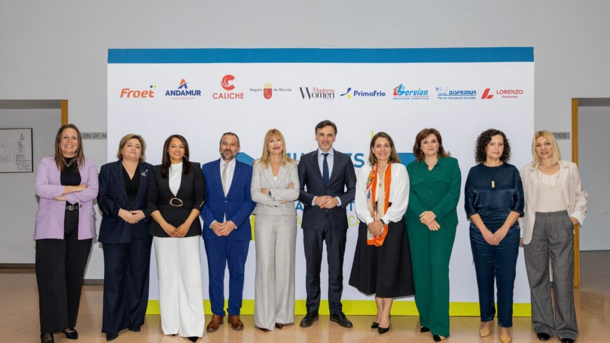 La Región de Murcia impulsa el talento femenino en el transporte y la logística