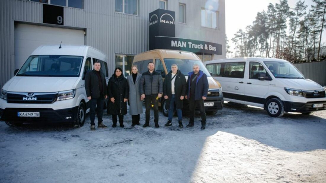 MAN dona cuatro MAN TGE para el transporte escolar en Ucrania