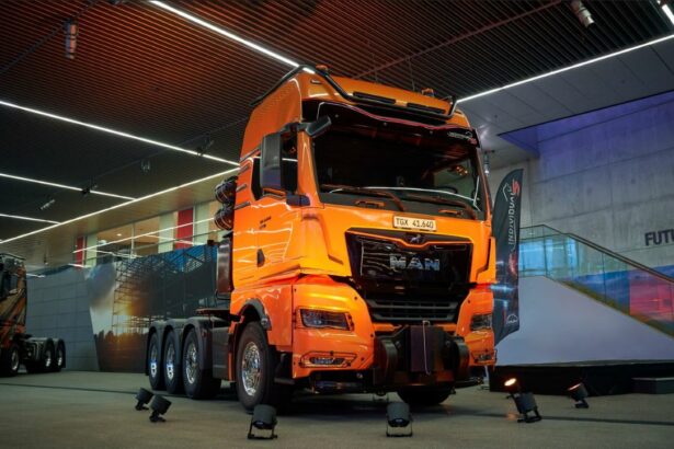 MAN entra con fuerza en la categoría reina del transporte con el MAN TGX 41.640 8x4/4