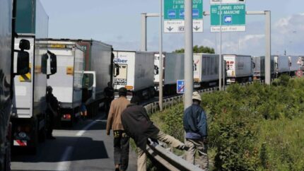 15 maneras de impedir el acceso de migrantes a los camiones