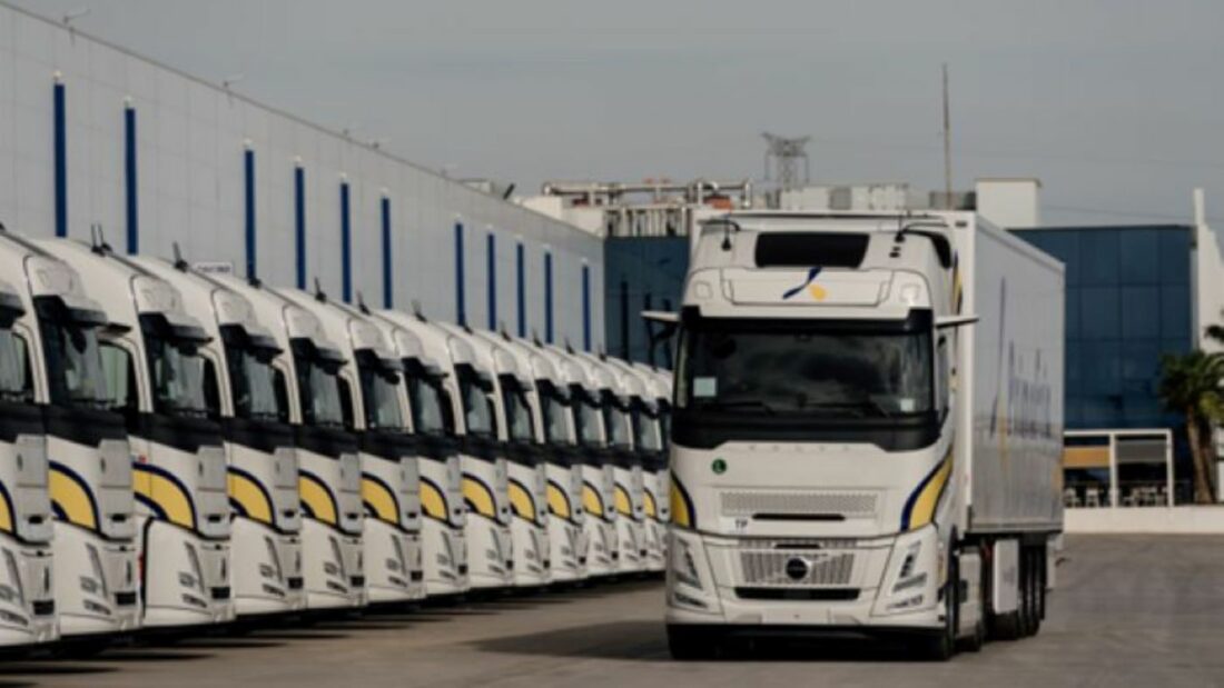 Primafrio lidera la innovación tecnológica renovando su flota con 800 camiones Volvo Aero. Foto: Volvo Trucks España Primafrio lidera la innovación tecnológica renovando su flota con 800 camiones Volvo Aero