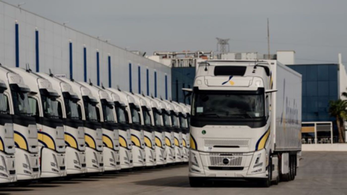 Primafrio lidera la innovación tecnológica renovando su flota con 800 camiones Volvo Aero