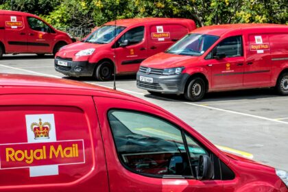Kretinsky defiende la actuación de Royal Mail