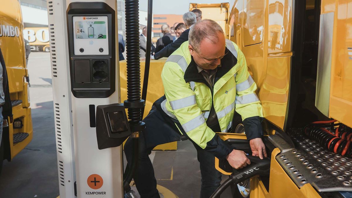 SCANIAJUMBOSUPERMERCADOS3