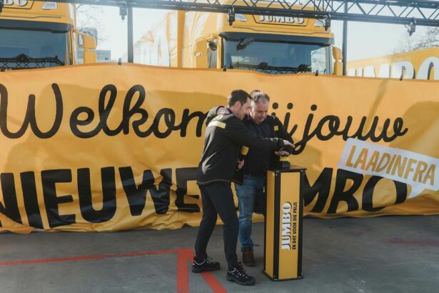 Scania entrega 14 camiones eléctricos a Jumbo Supermarkets en Países Bajos