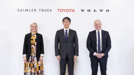 Toyota Motor Corporation aspira a unirse a Volvo Group y Daimler Truck como accionista igualitario
