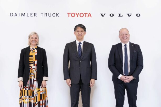 Toyota Motor Corporation aspira a unirse a Volvo Group y Daimler Truck como accionista igualitario