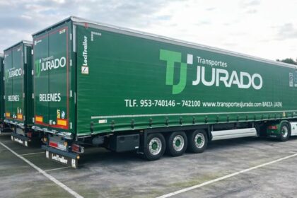 17 semirremolques Lecitrailer para renovar la flota de Transportes Jurado