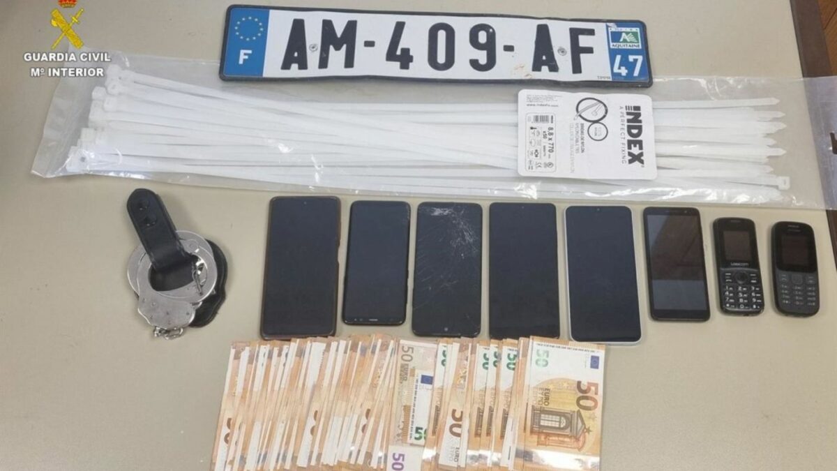 4 detenidos por secuestrar a un camionero en la A-3 y robar mercancía por un millón de euros