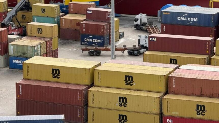 La guía de transporte de mercancías con destino Albania