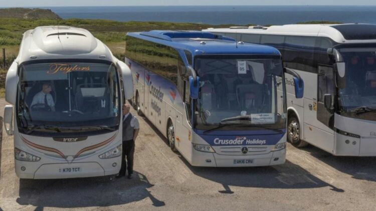 Reino Unido refuerza el papel de los autocares en el transporte público