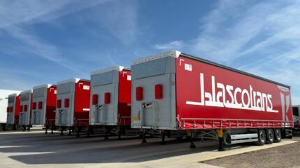 Blascotrans renueva su flota con 37 semirremolques lona S.CS X-TOUGH de Schmitz Cargobull