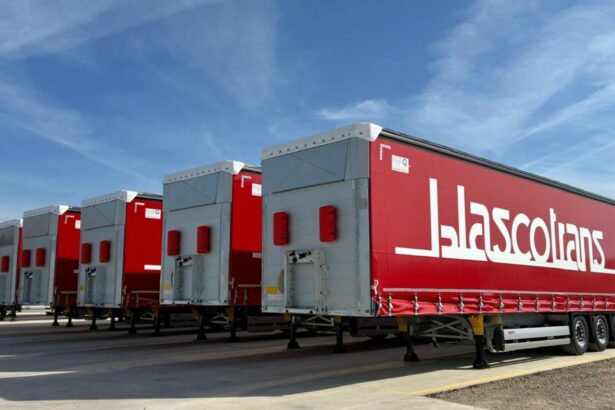 Blascotrans renueva su flota con 37 semirremolques lona S.CS X-TOUGH de Schmitz Cargobull
