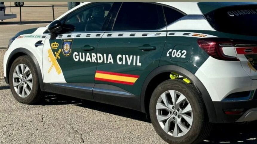 Buscan a un camionero que tras volcar su camión se dió a la fuga