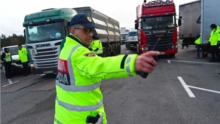 Eslovenia flexibiliza los tiempos de conducción y descanso ante la falta de camioneros