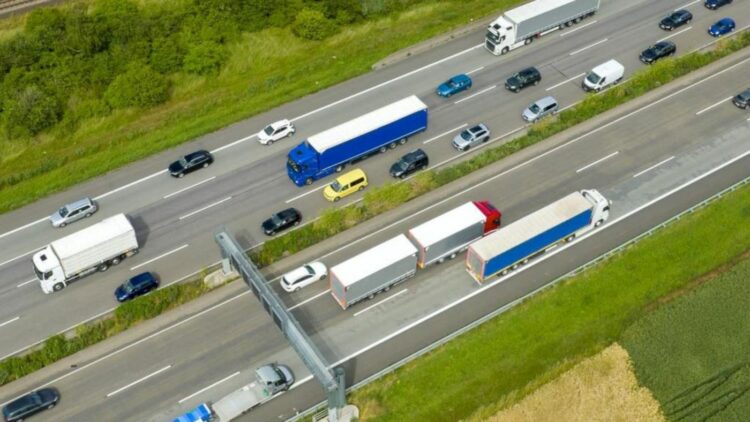 La Comisión de Transportes del Parlamento Europeo respalda la reforma del registro digital de camiones