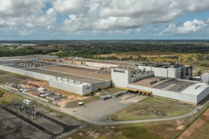 Continental celebra 20 años de producción de neumáticos en Brasil