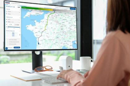 DAF presenta un simulador de rutas interactivo para el despliegue de camiones eléctricos