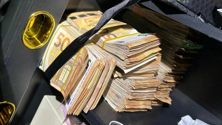 Operación policial a gran escala contra empresas de transporte en Alemania