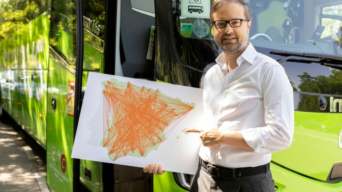 FlixBus agradece a la CNMC su defensa de la apertura del mercado del autobús en España