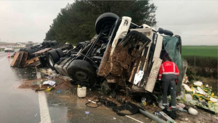 FSC-CCOO denuncia la "extrema penosidad" de los camioneros y no descarta una huelga de conductores