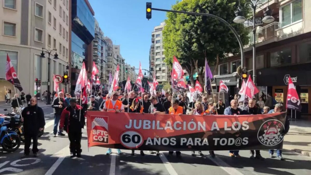 ¡Por una jubilación anticipada con coeficientes que reconozcan el sacrificio de los conductores!!. Foto: CGT ¡Por una jubilación anticipada con coeficientes que reconozcan el sacrificio de los conductores!!