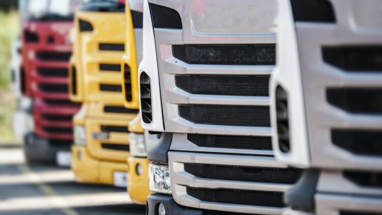 La flexibilidad de las normas de CO2 es una solución temporal y urge una revisión más ambiciosa