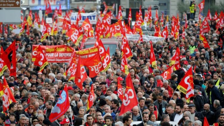 ETF expresa su solidaridad con los sindicatos franceses