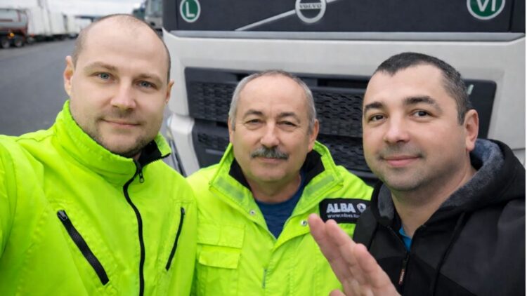 El trabajo de un camionero que se convirtió en un viaje familiar