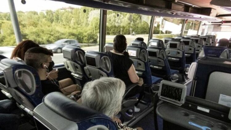 La Comisión Europea reconoce papel del autocar en la movilidad urbana y pide mejorar su acceso a las ciudades