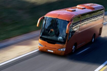 CONFEBUS pide al Gobierno nuevas medidas por el agravamiento de la crisis de los combustibles