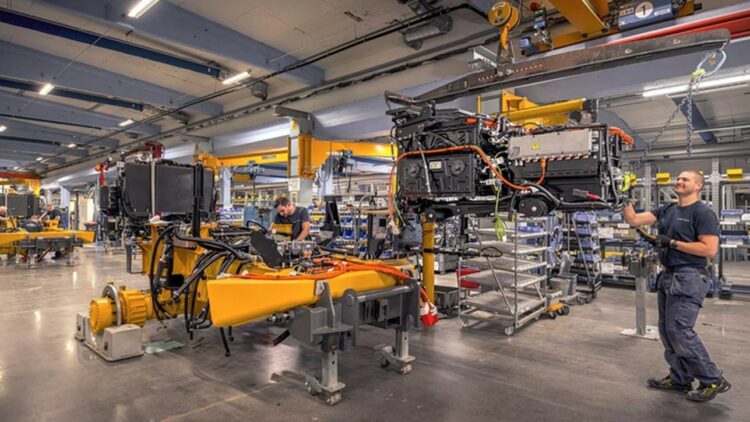 Volvo Construction Equipment comienza la producción en serie de camiones articulados eléctricos.