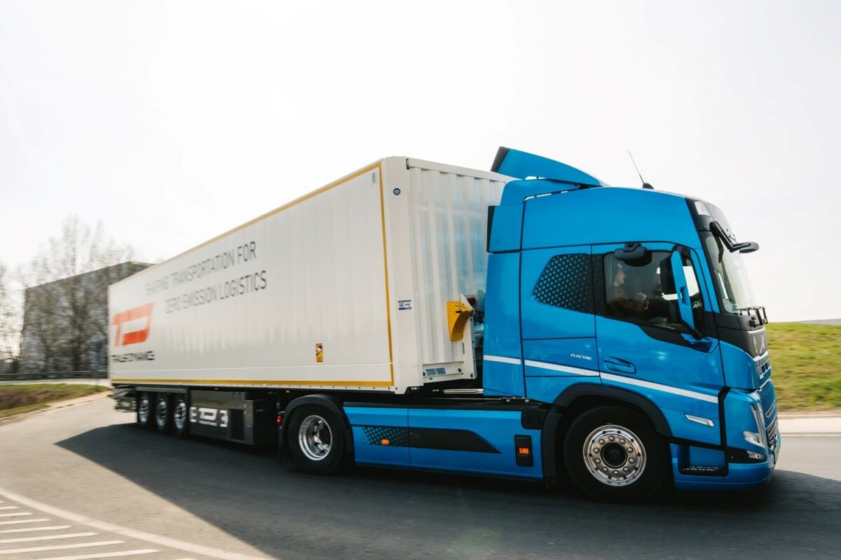 VOLVOTRAILERPRUEBAS1