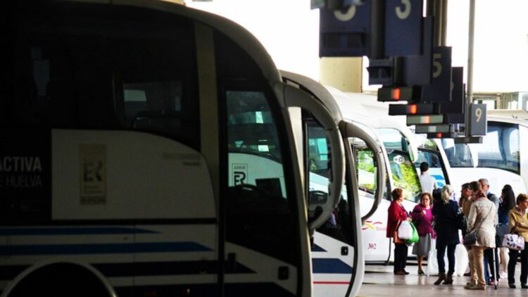 Para el transporte de viajeros por carretera son insuficientes las ayudas del Gobierno