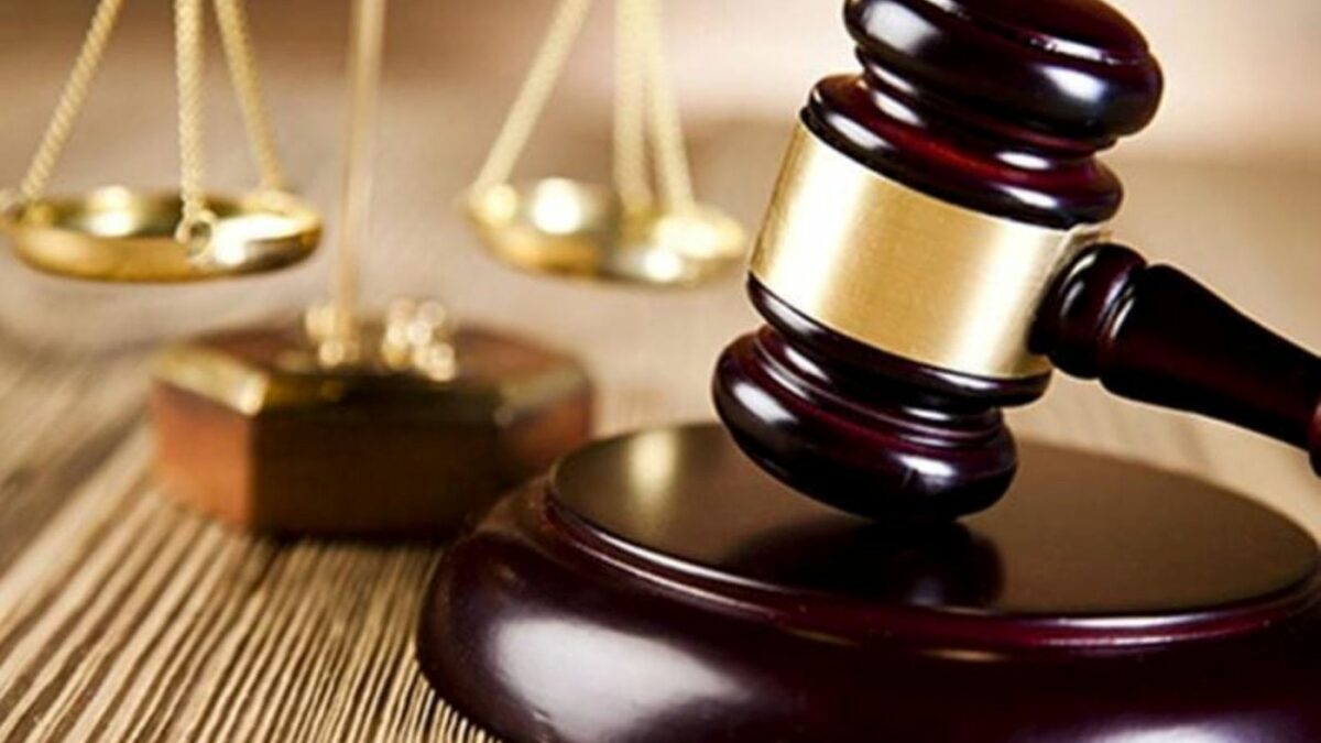 5 años de cárcel para un camionero que provocó un accidente mortal por usar el teléfono conduciendo. Foto de archivo 5 años de cárcel para un camionero que provocó un accidente mortal por usar el teléfono conduciendo