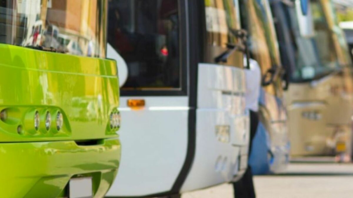 Direbús propone a Renfe Viajeros iniciar una nueva licitación por lotes. Foto de archivo Direbús propone a Renfe Viajeros iniciar una nueva licitación por lotes