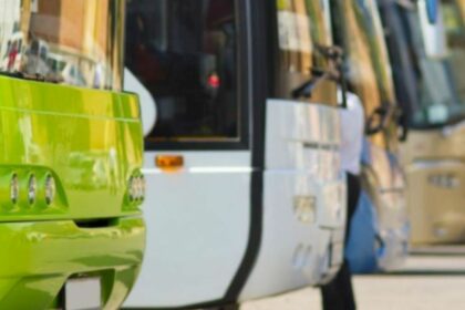 Direbús propone a Renfe Viajeros iniciar una nueva licitación por lotes