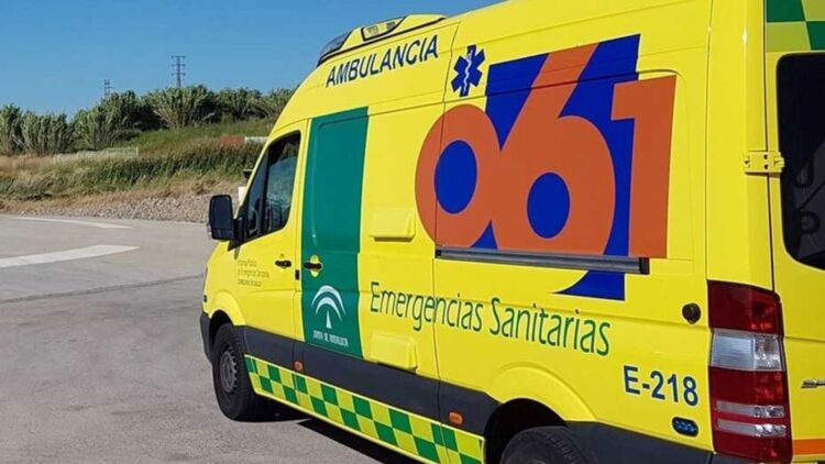 Fallece un hombre tras caerle encima un camión mientras lo reparaba